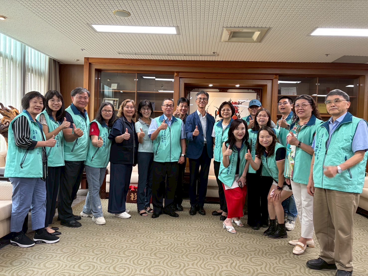 第12屆理事監事團隊拜會臺中市政府地方稅務局局長、稅務局文心分局主任